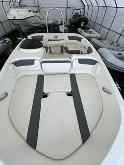 Bayliner E5-OPEN-BOAT-DAY-CRUISER image