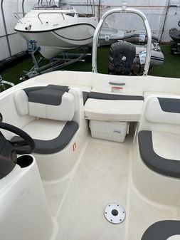 Bayliner E5-OPEN-BOAT-DAY-CRUISER image