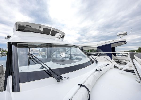 Beneteau Antares 11 OB FLY image