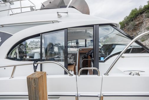 Beneteau Antares 11 OB FLY image