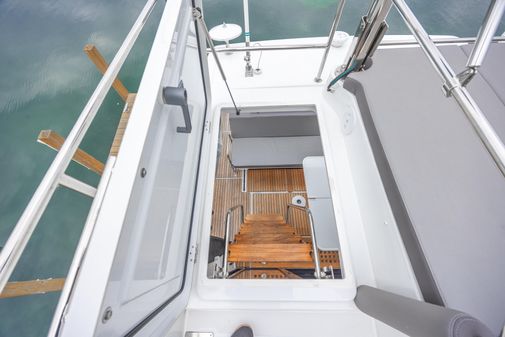 Beneteau Antares 11 OB FLY image