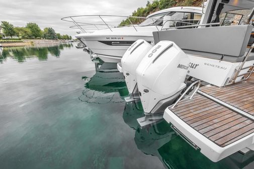 Beneteau Antares 11 OB FLY image