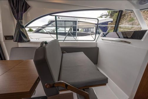 Beneteau Antares 11 OB FLY image