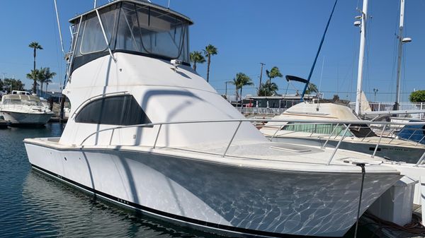 Luhrs 34 Convertible 