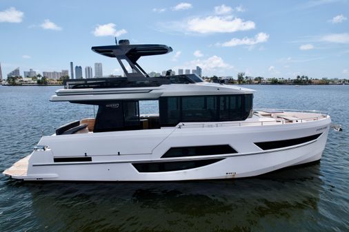 OKEAN Flybridge 50 image