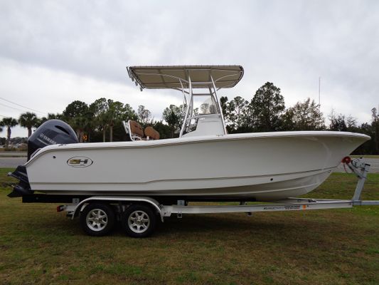 Sea Hunt 210 Triton - main image