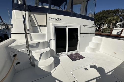 Carver 444 Cockpit Motor Yacht image
