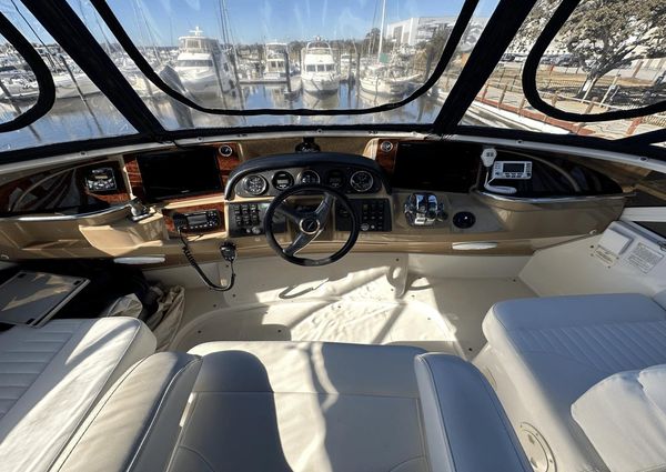 Carver 444 Cockpit Motor Yacht image