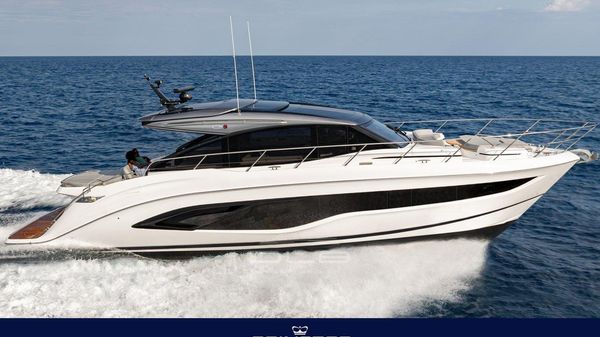 Princess Yachts V55 