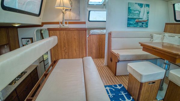 Endeavour Catamaran 44 image