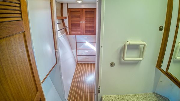 Endeavour Catamaran 44 image