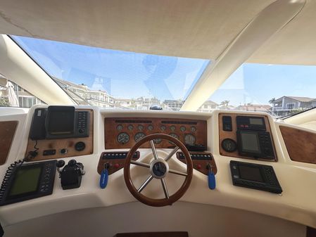 Azimut 54 image