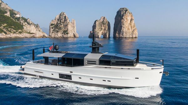Arcadia Yachts A85