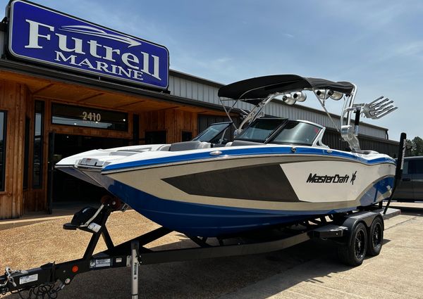 Mastercraft X23 image