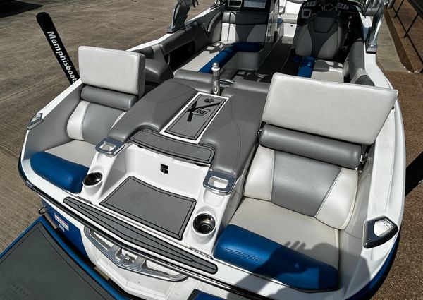 Mastercraft X23 image