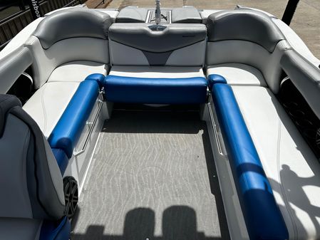 Mastercraft X23 image