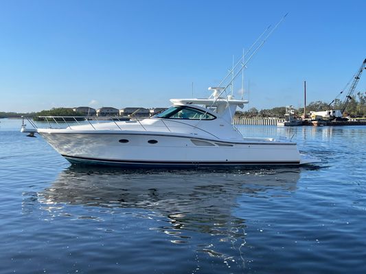 Tiara Yachts 4200 Open - main image