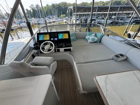 Azimut 55 image