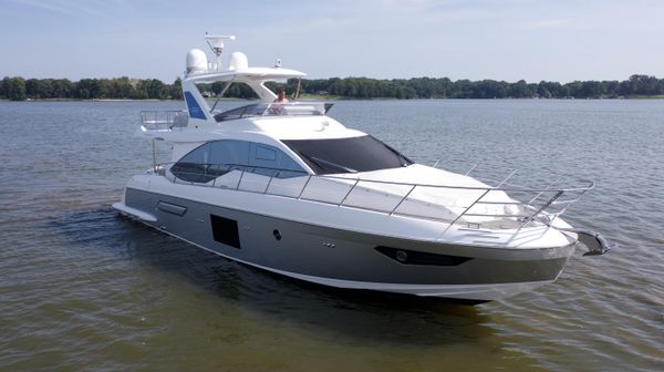 Azimut 55 image