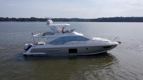 Azimut 55 image