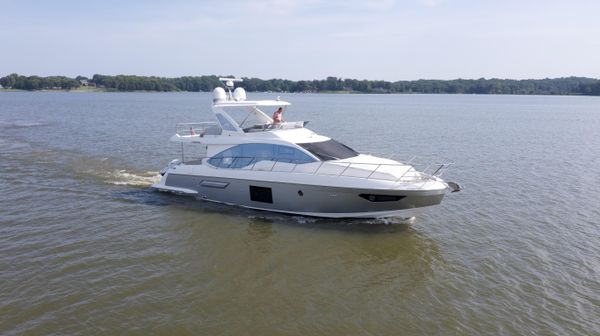 Azimut 55 image