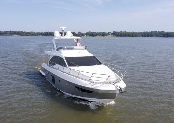 Azimut 55 image