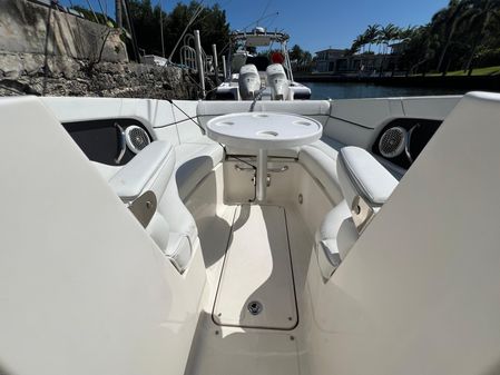 Sea Ray 240 Sundeck image