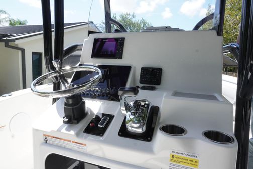 Sea Pro 219 image