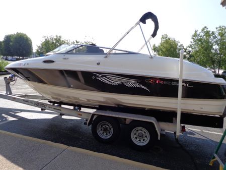 Regal 2400-BOWRIDER image