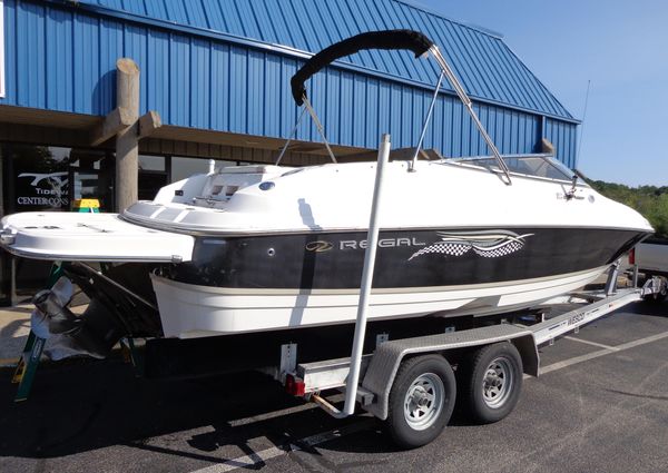 Regal 2400-BOWRIDER image