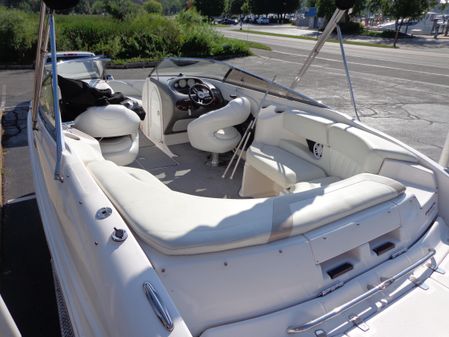 Regal 2400-BOWRIDER image