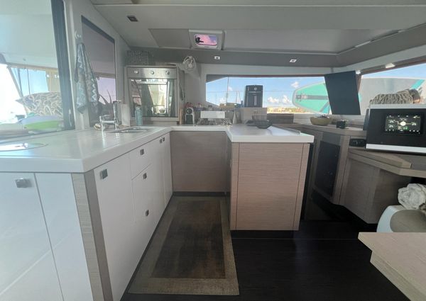 Fountaine Pajot Astrea 42 image