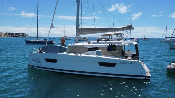 Fountaine Pajot Astrea 42 Maestro image