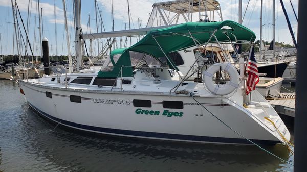 Hunter 37.5 