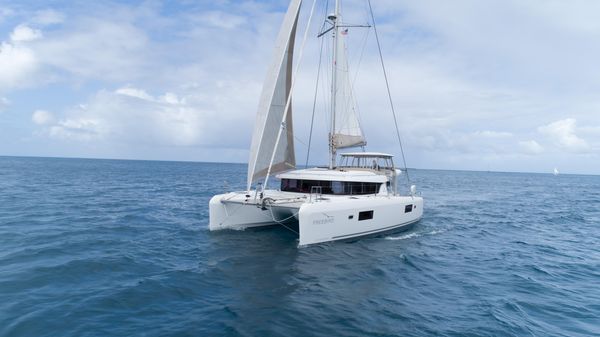 Lagoon 42