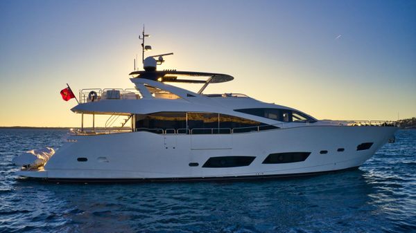 Sunseeker 28 Metre Yacht