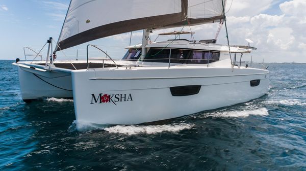 Fountaine Pajot Helia 44 Evolution 