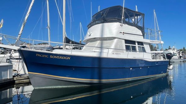 Mainship 390
