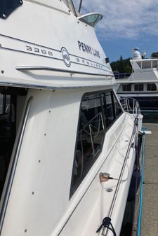 Bayliner 3388 Command Bridge Motoryacht image