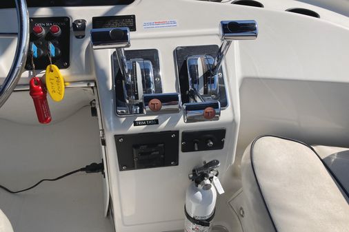 Bayliner 3388 Command Bridge Motoryacht image