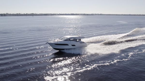Sea Ray Sundancer 400