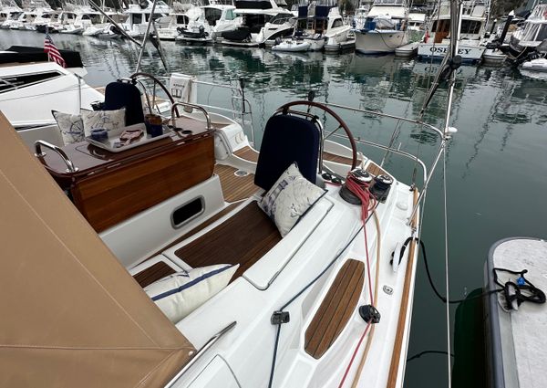 Jeanneau Sun Odyssey 42 DS image