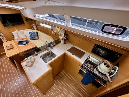 Jeanneau Sun Odyssey 42 DS image