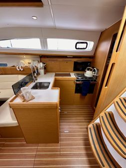 Jeanneau Sun Odyssey 42 DS image