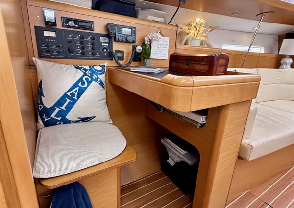 Jeanneau Sun Odyssey 42 DS image