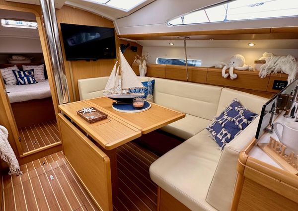 Jeanneau Sun Odyssey 42 DS image