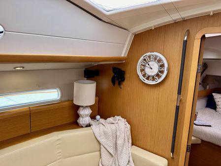 Jeanneau Sun Odyssey 42 DS image