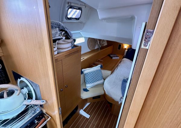 Jeanneau Sun Odyssey 42 DS image