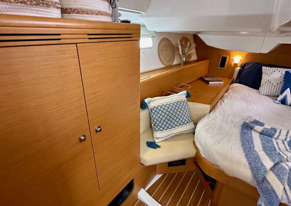 Jeanneau Sun Odyssey 42 DS image