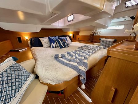 Jeanneau Sun Odyssey 42 DS image